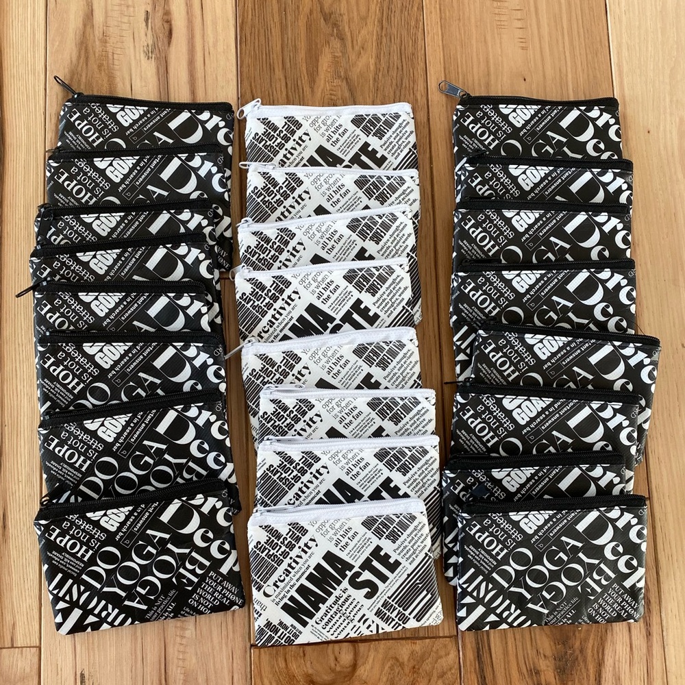 12 Lululemon black and white mini bags